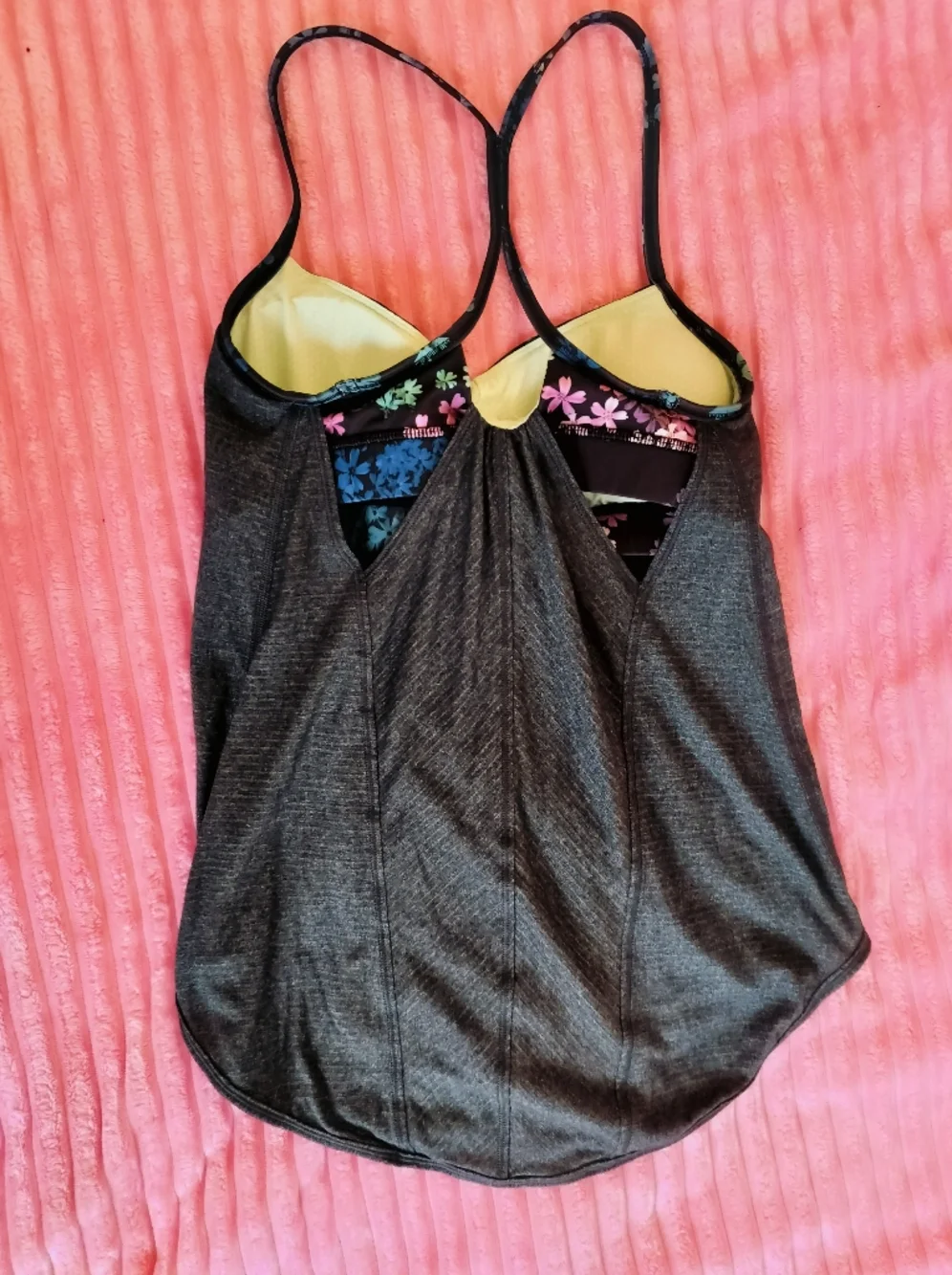 New Lululemon Black Floral-Trim Strappy Tank Top - Size 4